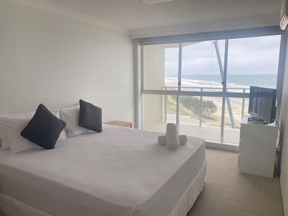 Hi Surf Beachfront Resort Apartments Standard Apartment, 2 Bedrooms 7