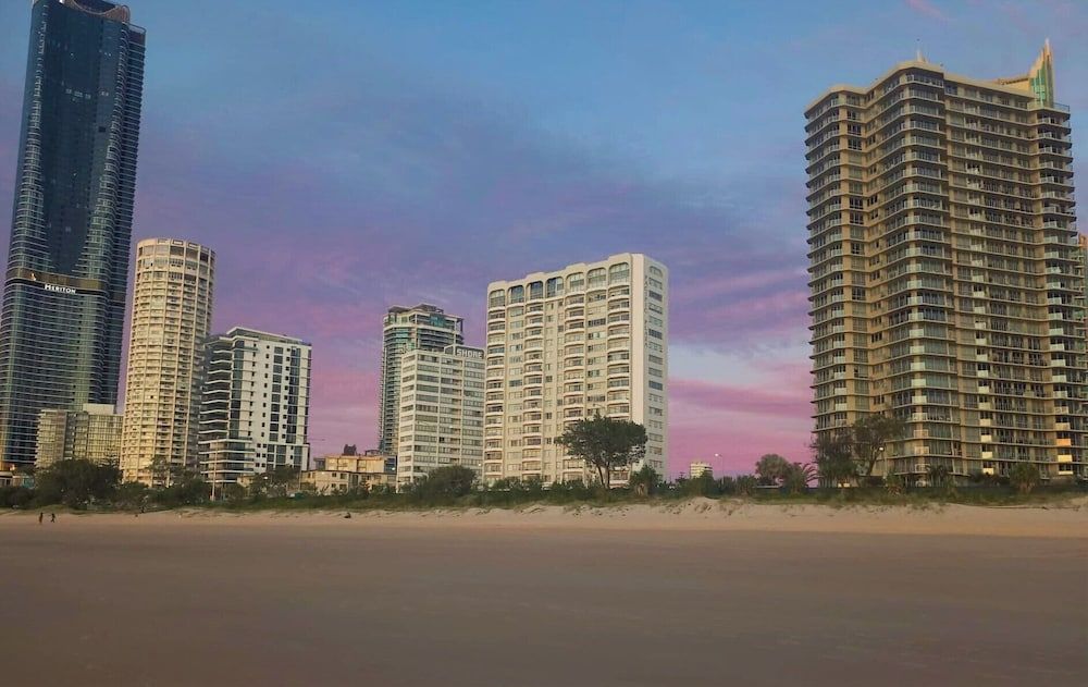 undefined Hi Surf Beachfront Resort Apartments 9