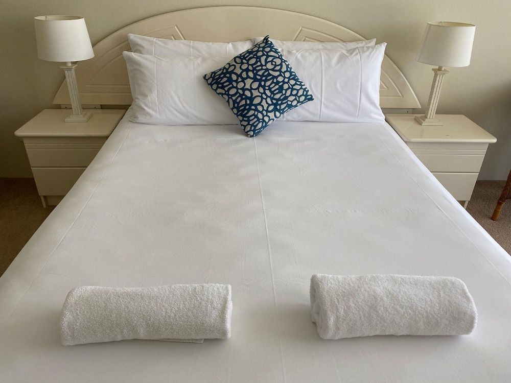 Hi Surf Beachfront Resort Apartments Standard Apartment, 2 Bedrooms