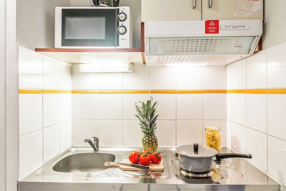 Comfort Aparthotel Carcassonne Appartement 1 chambre 4 personnes 4