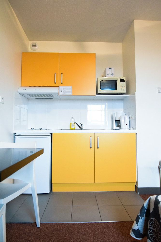 Kitchenette