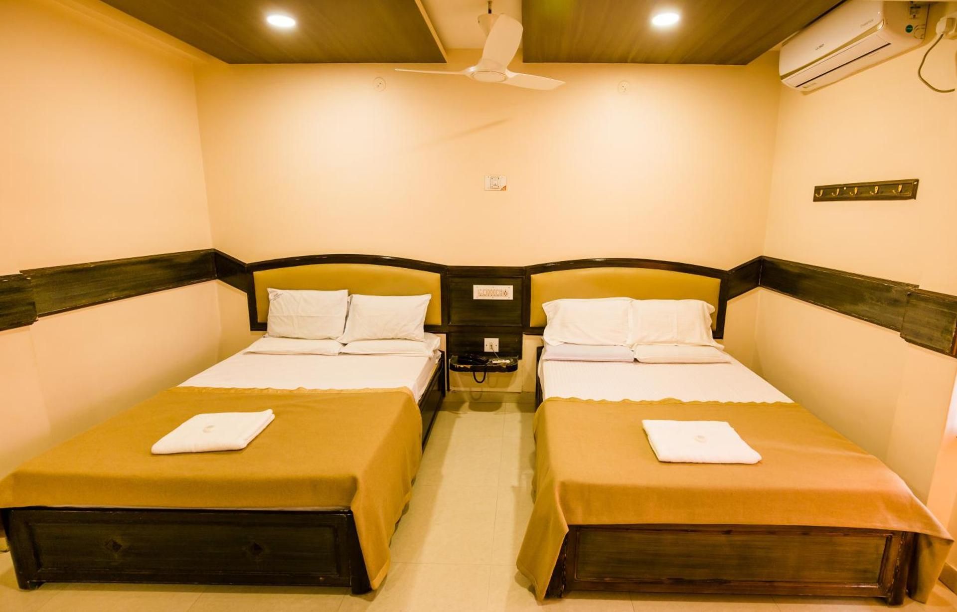 New Hotel Surya Lodge  Standard Air Conditioning Room 3