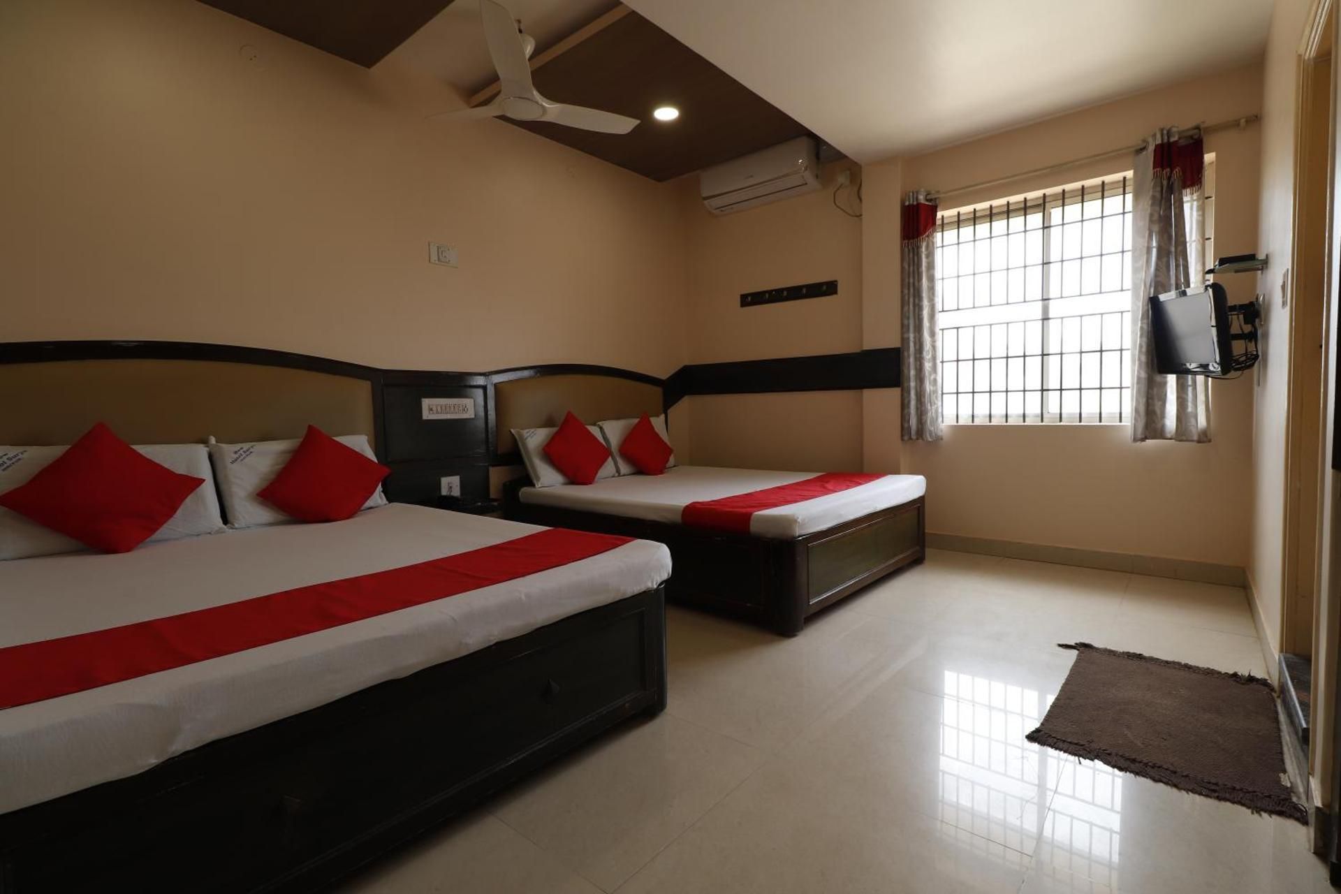 New Hotel Surya Lodge  Standard Air Conditioning Room 2