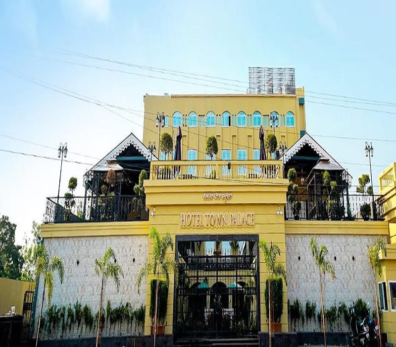 Hotel Exterior