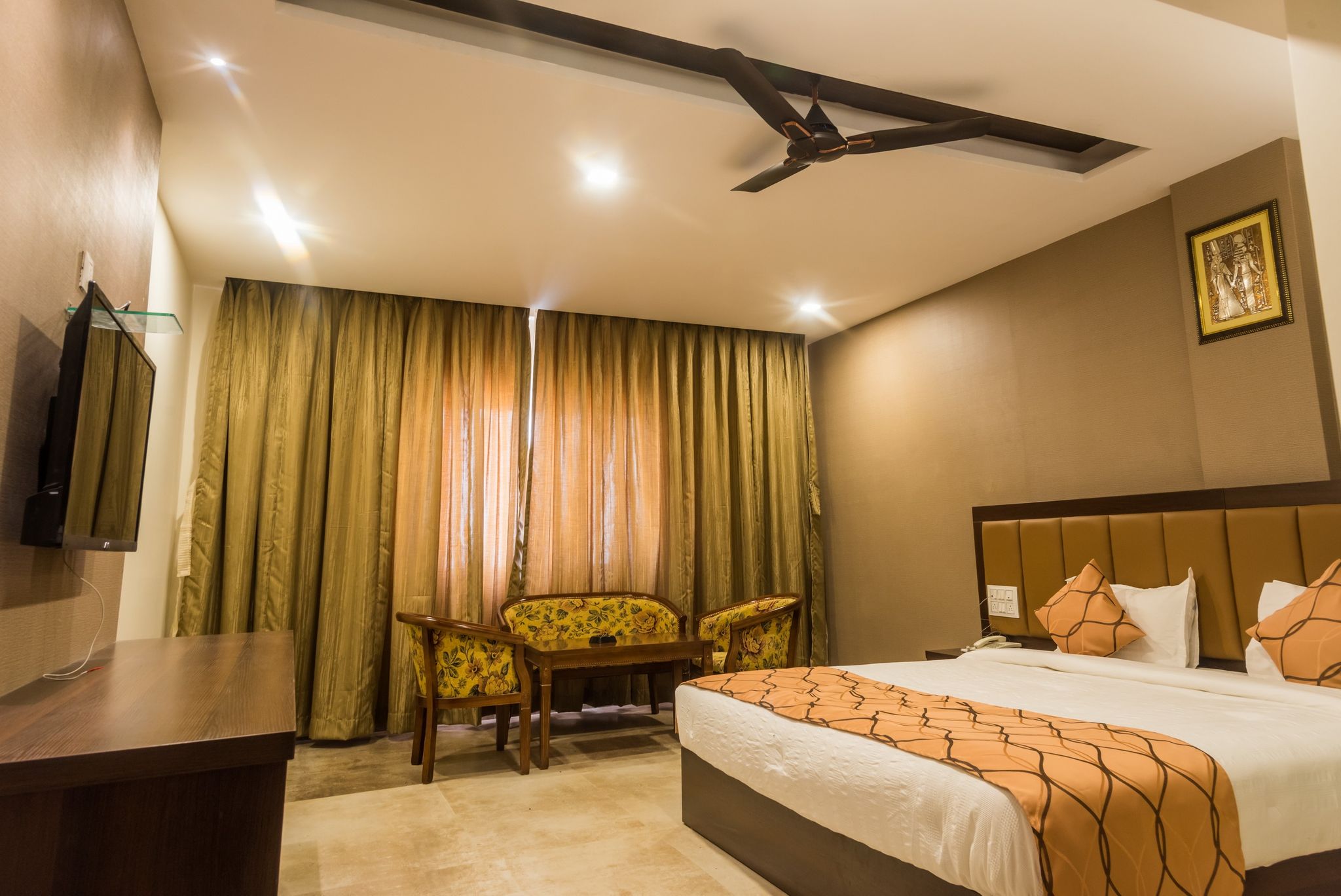 Royal Super Deluxe Room