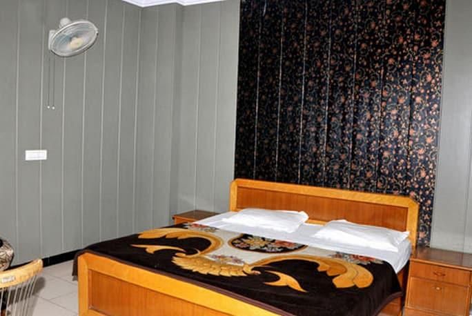 undefined Hotel Natraj 5