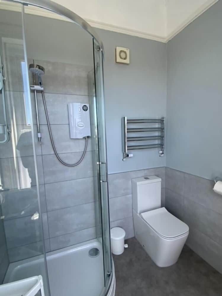 Standard Double Room, Ensuite