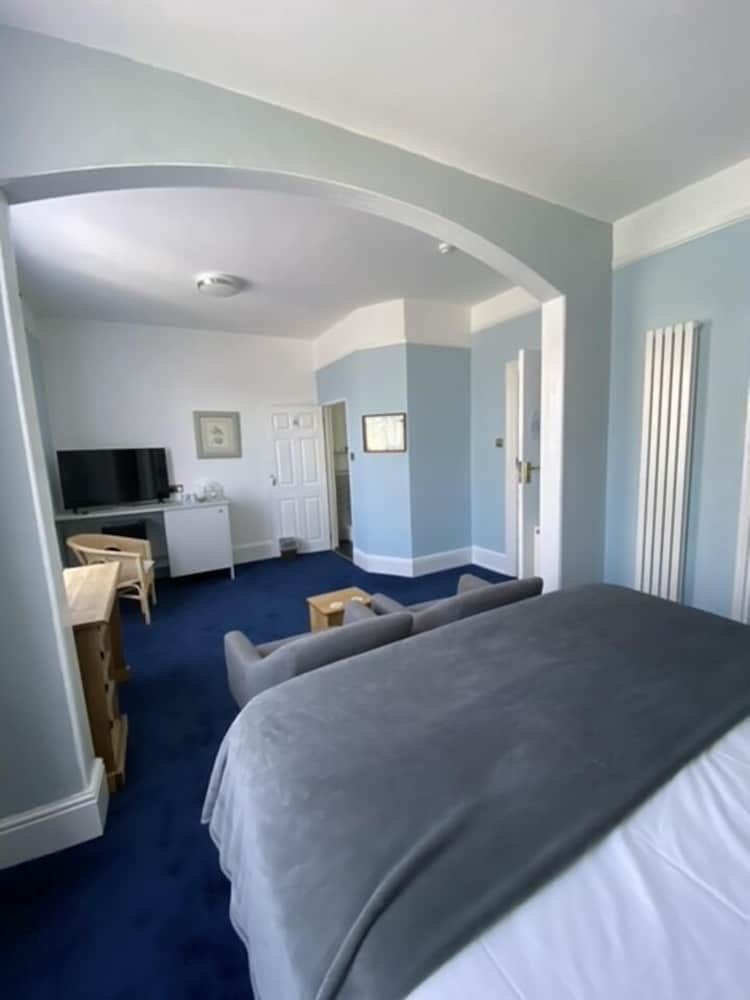 Superior Double Room, Ensuite (Large)