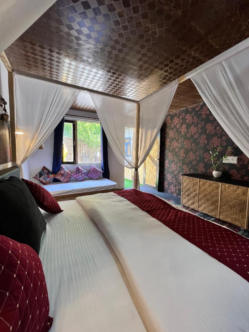 Kasol Camps River View Two-Bedroom Suite 3