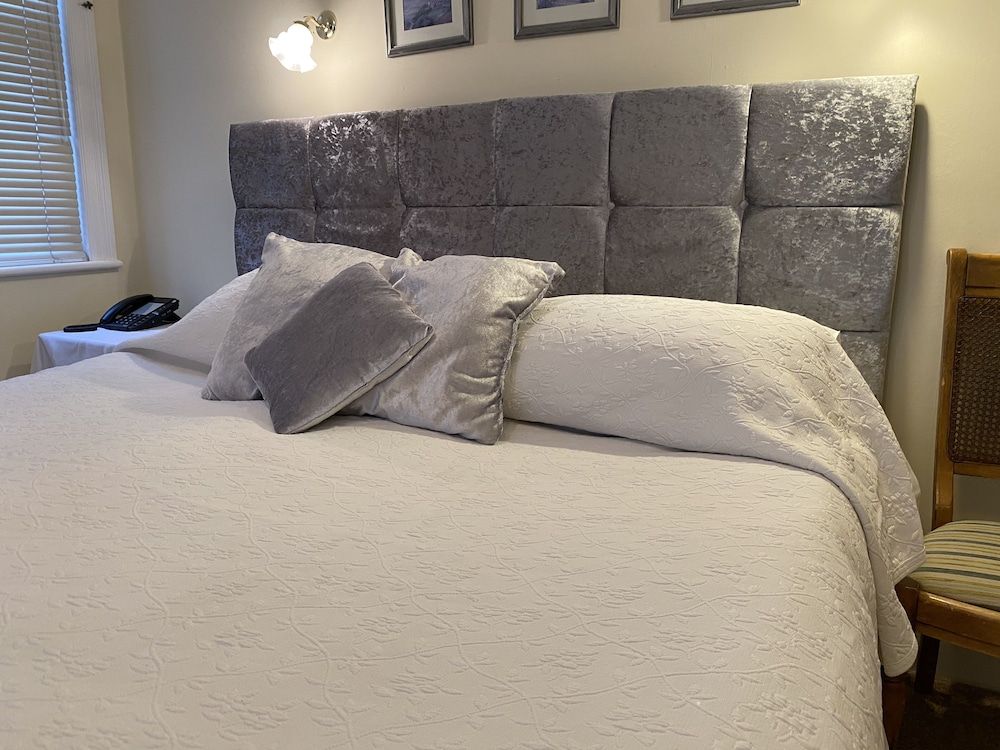 Old Manse Hotel Double Room, Ensuite 8