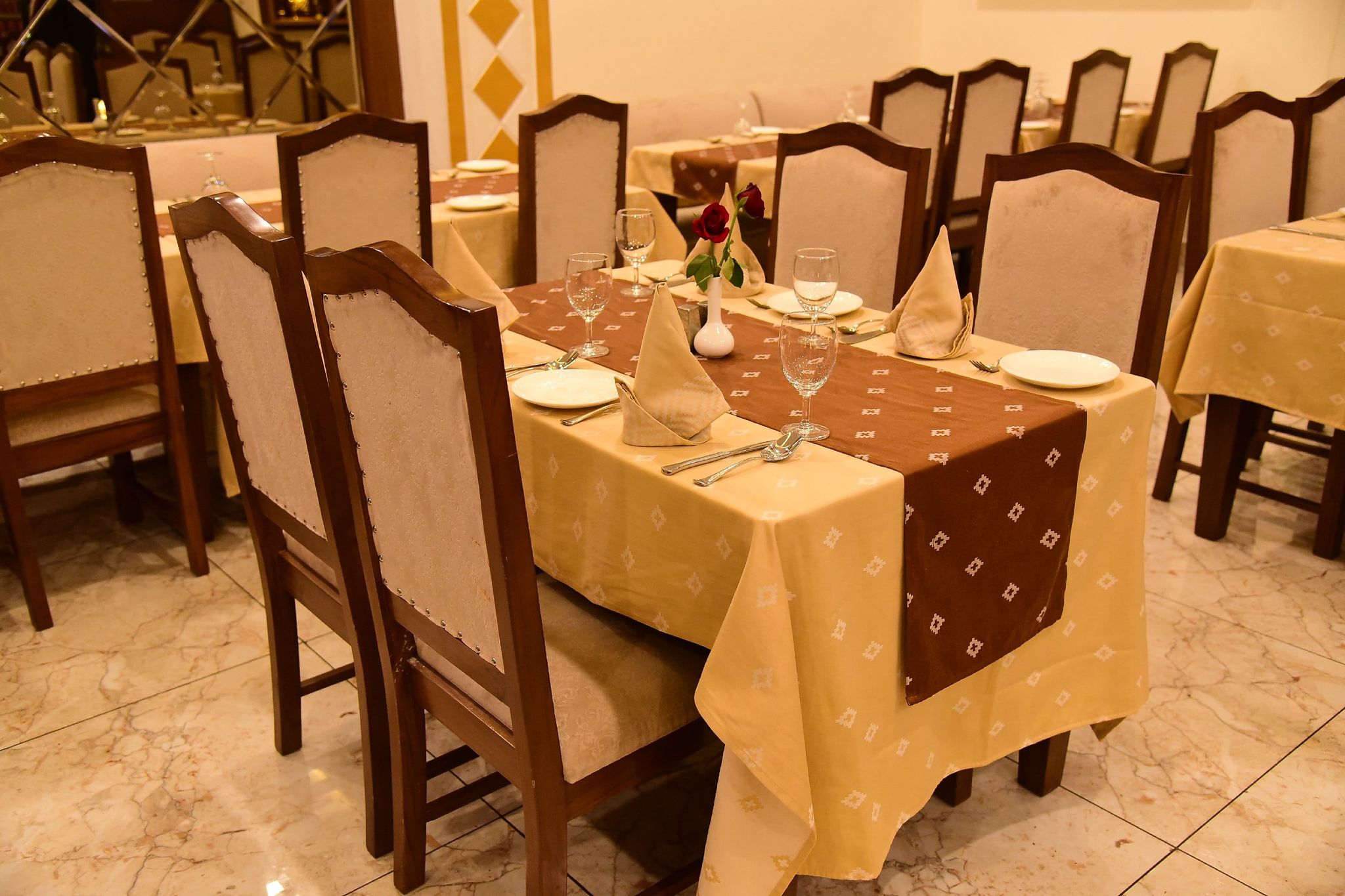 Food & Dining
