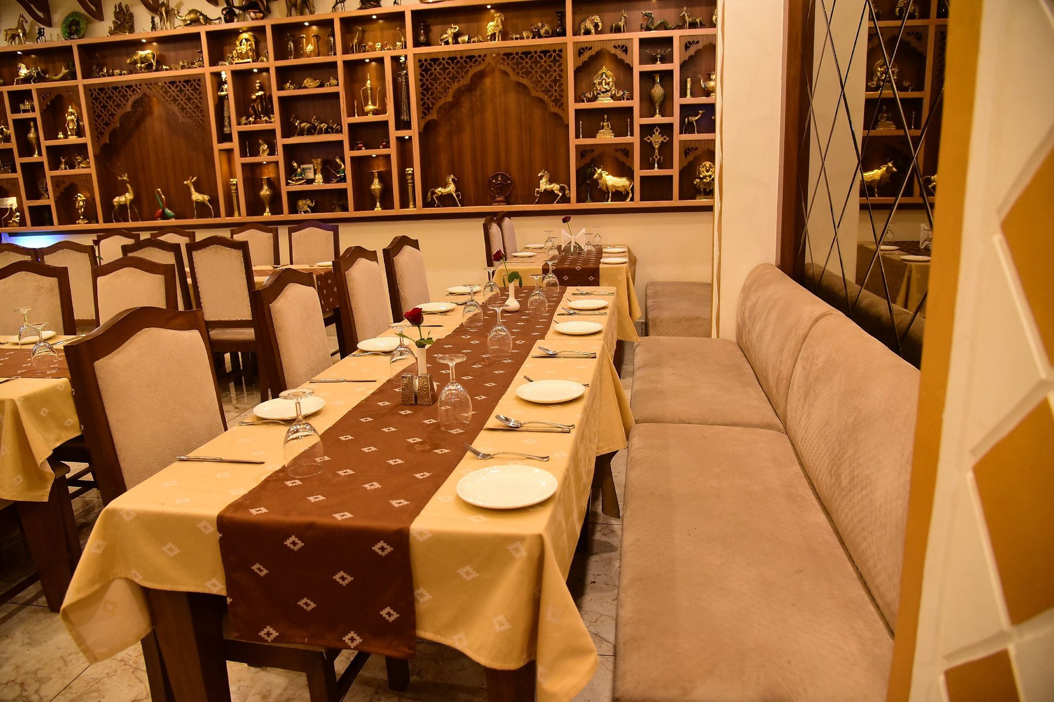 Food & Dining