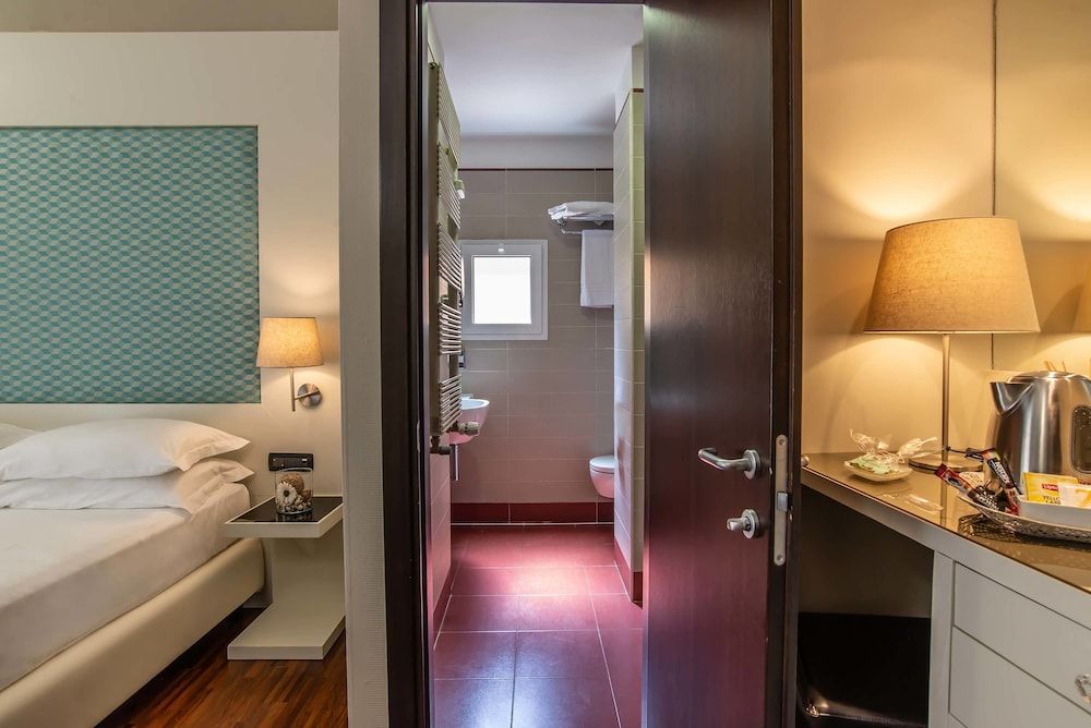 Merulana Inn Guest House Double or Twin Room 24