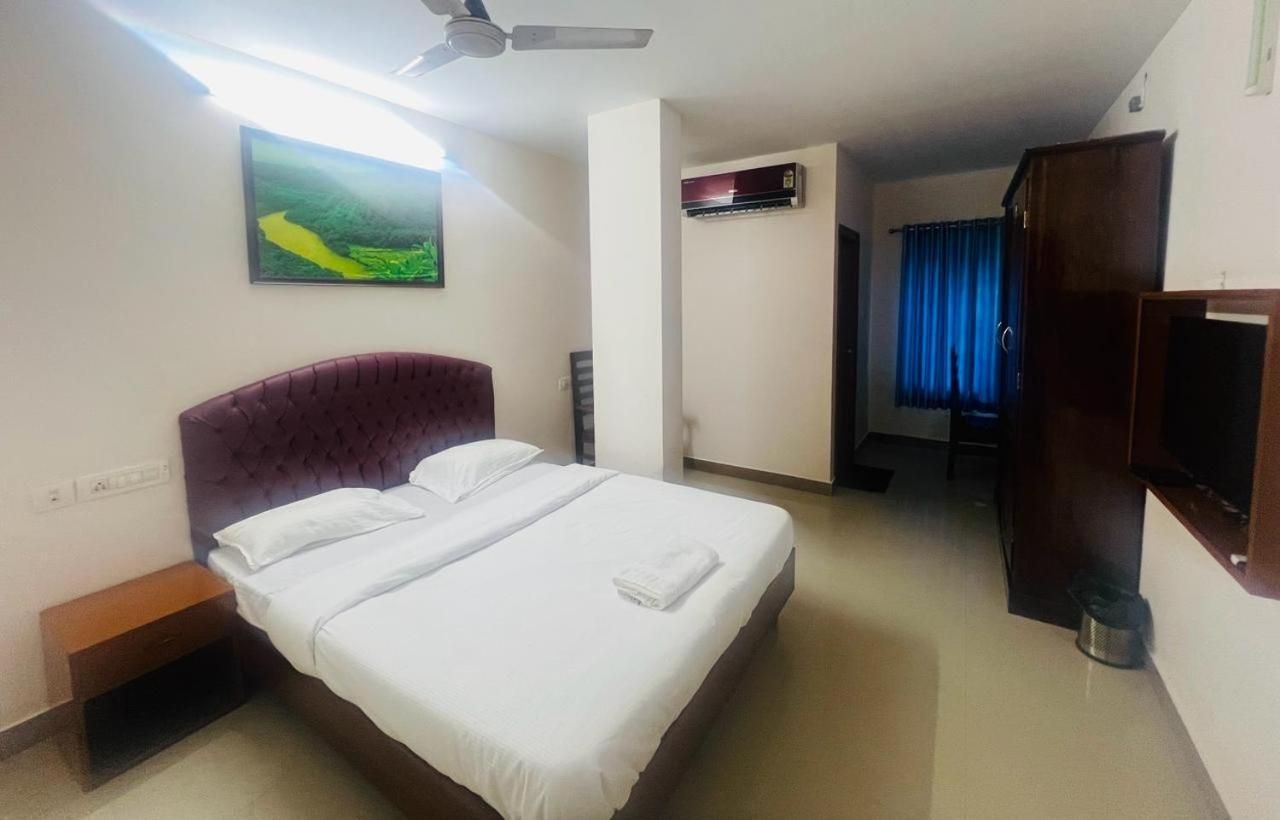 undefined Stayzone Royal INN 8