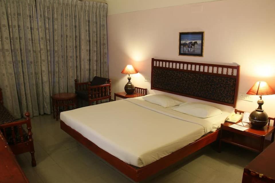 Hotel Horizon Standard AC Room 4