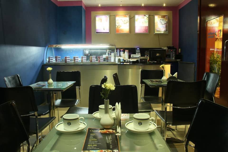 Food & Dining