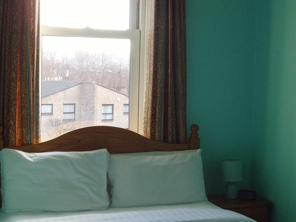 Double room-Shared Bathroom-Mountain View