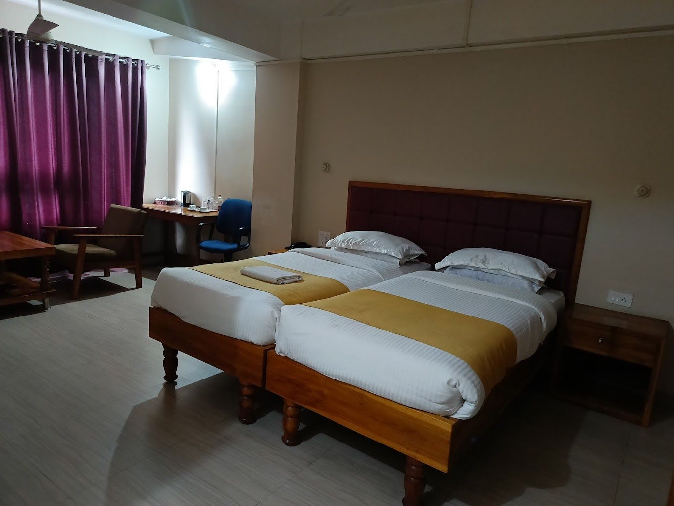 Hotel Rikman Continental Deluxe Room 2