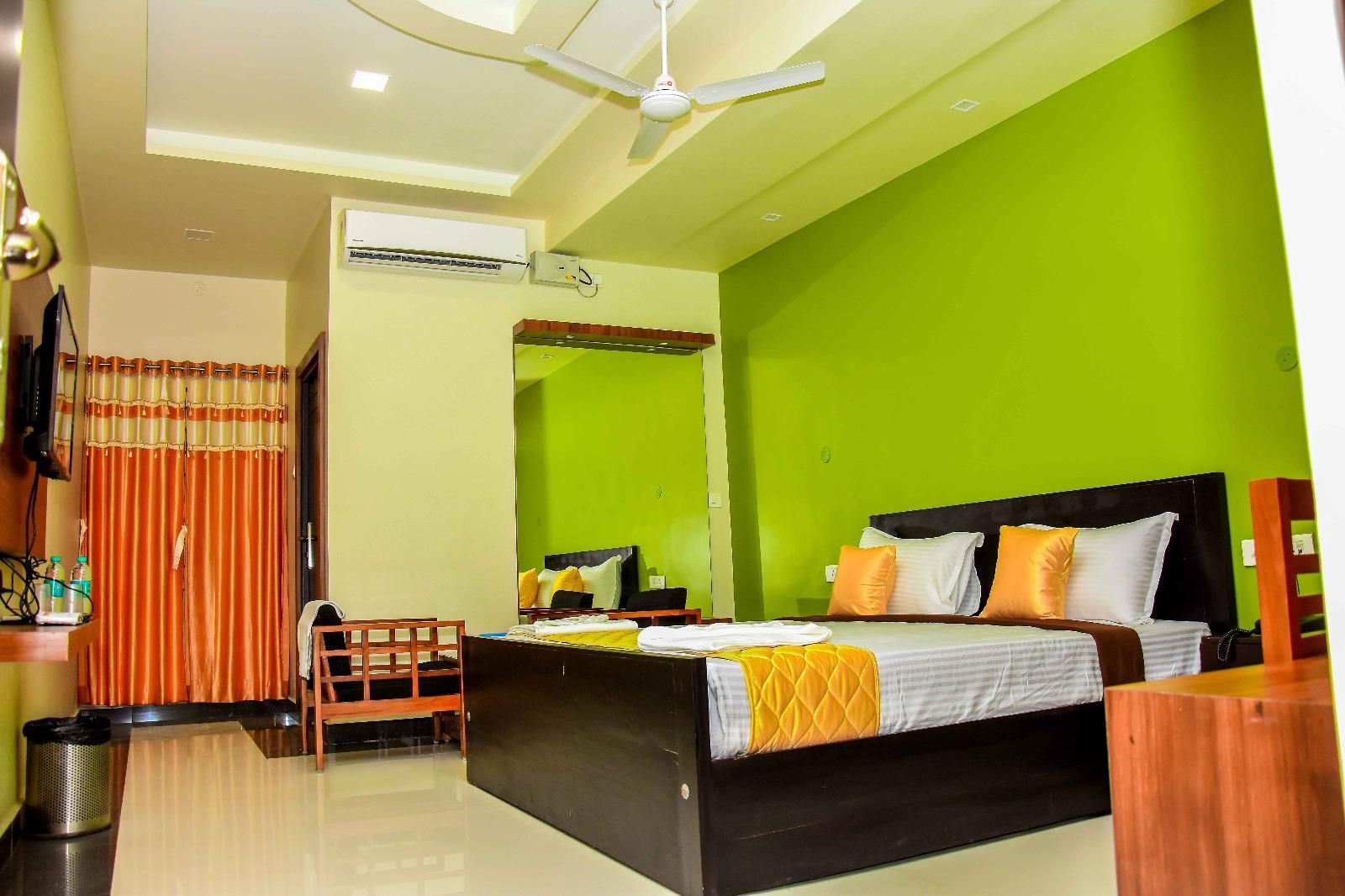 Faiz Residency Superior Room 11