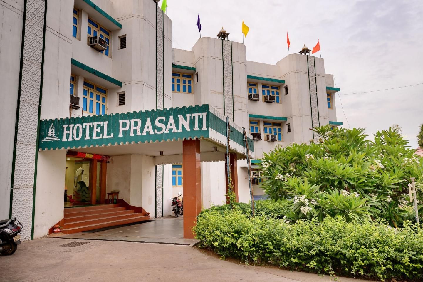 undefined Hotel Prasanti 8