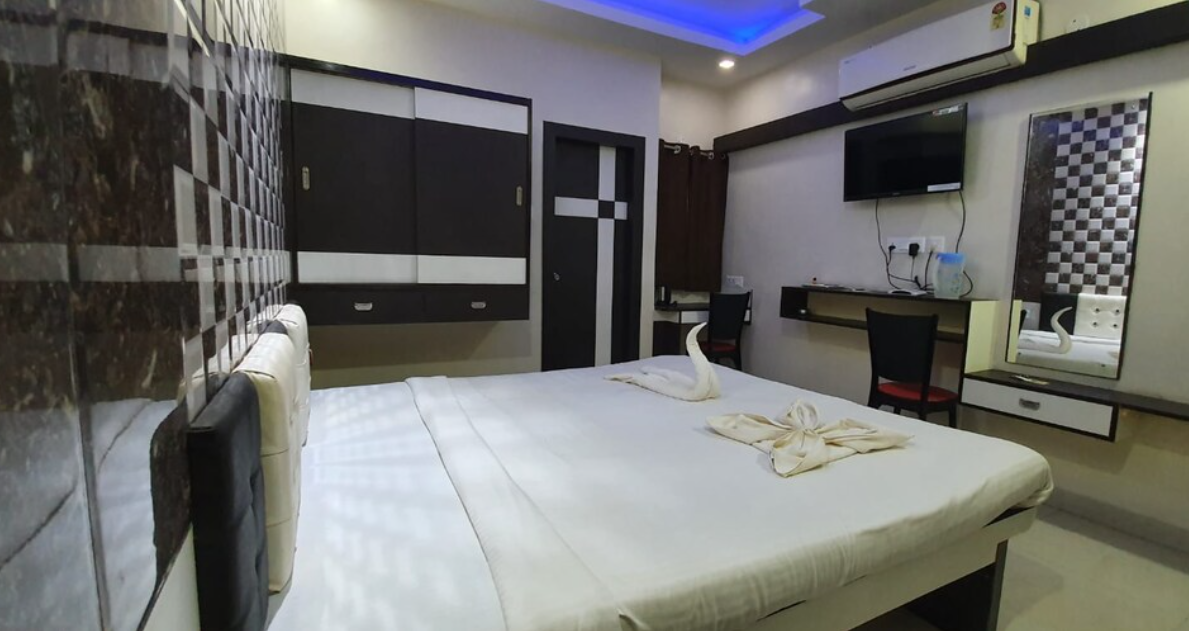 Hotel Rupasi Bangla NON A.C.DELUXE ROOM 2