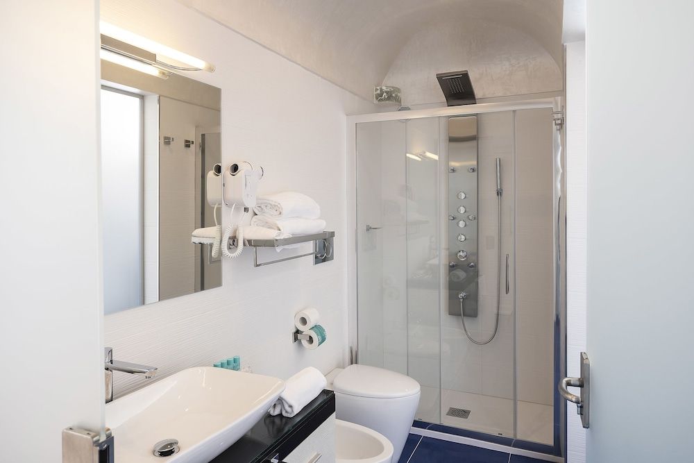 Deluxe Suite, Hot Tub