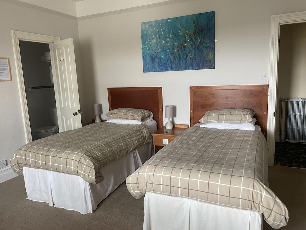 Highland Moors Guest House Twin Room, Ensuite 4