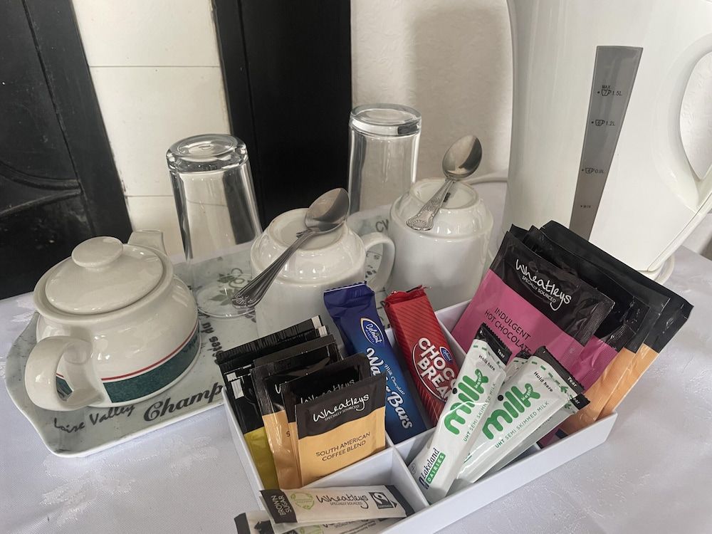 Highland Moors Guest House Twin Room, Ensuite (Bay) 11