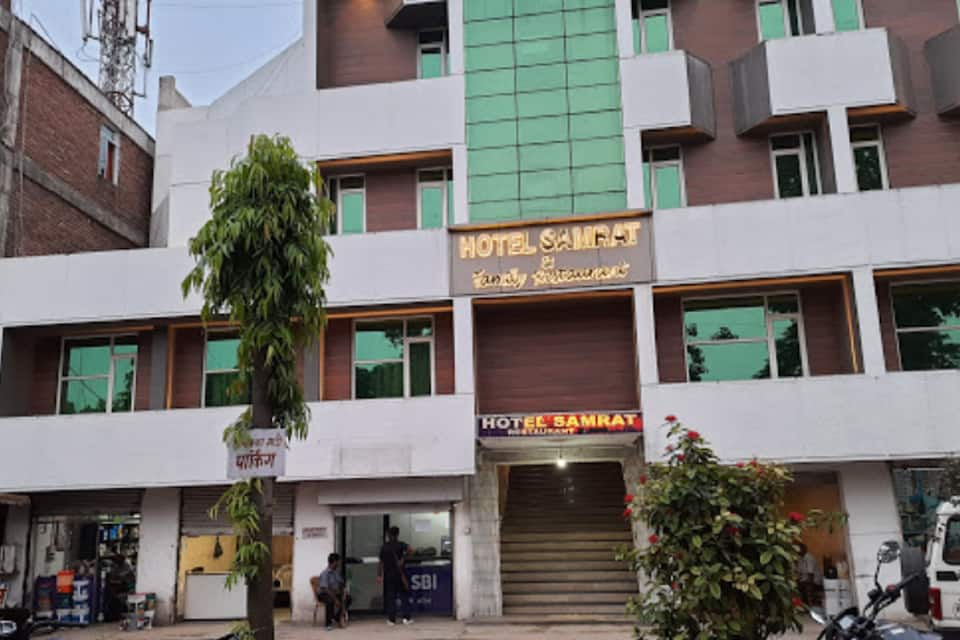 HOTEL SAMRAT