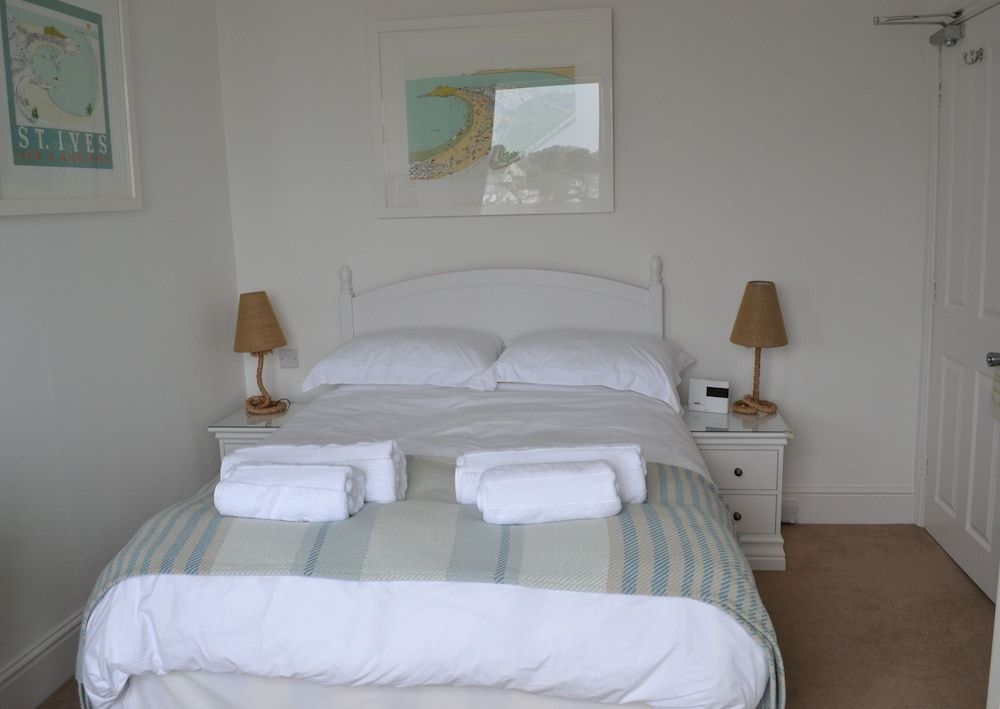 Double Room, Private Bathroom ((NOT ENSUITE))