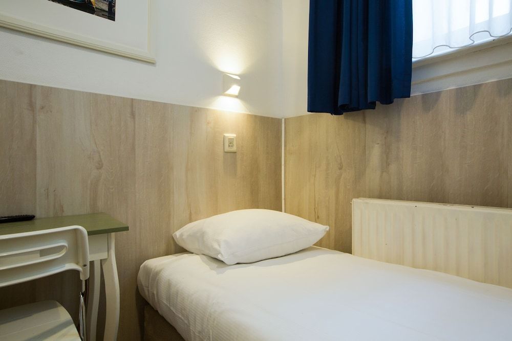 undefined Hotel Titus 7