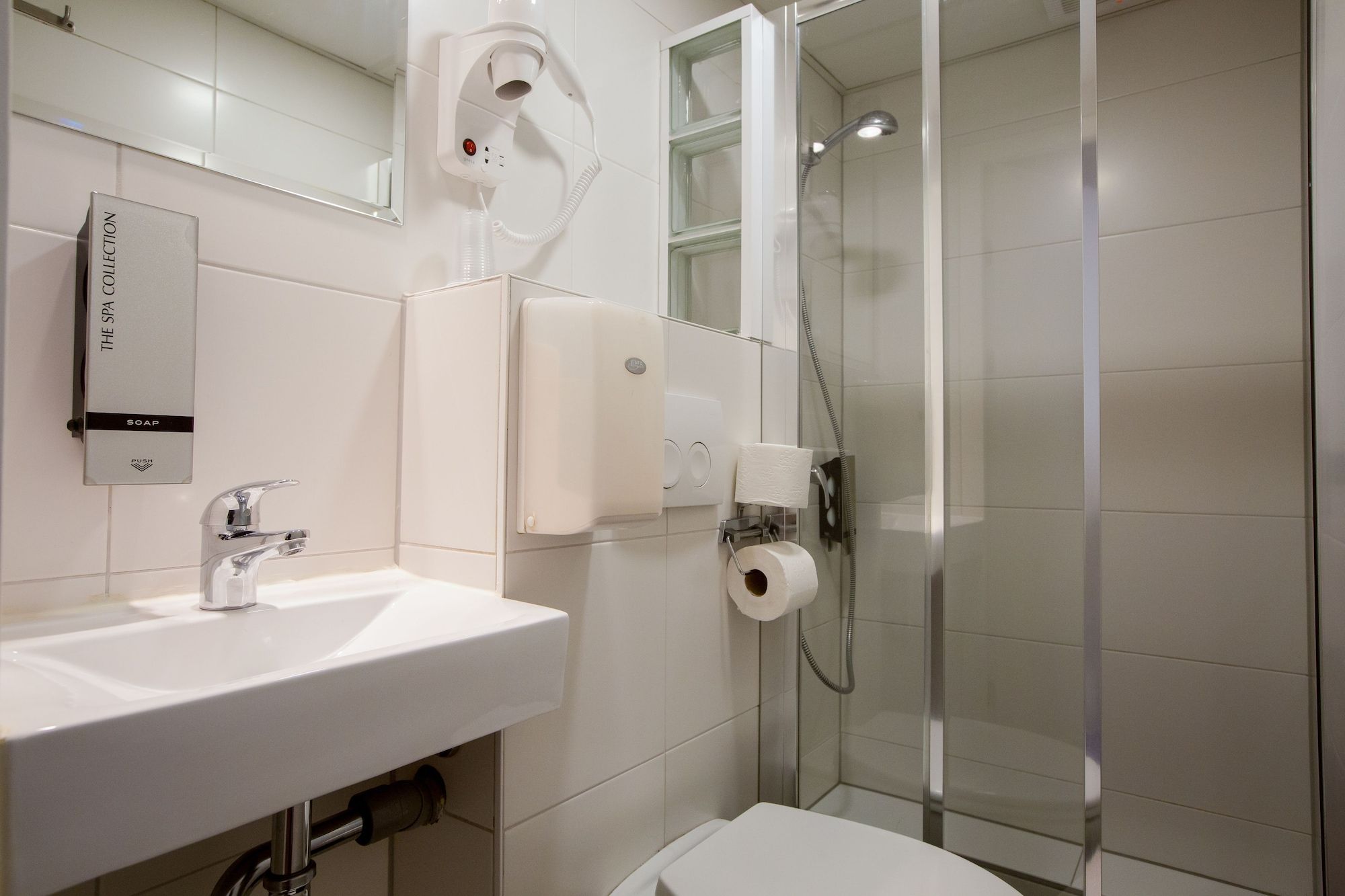 undefined Hotel Titus 7