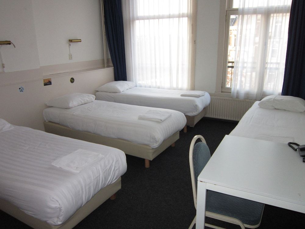 undefined Hotel Titus 5