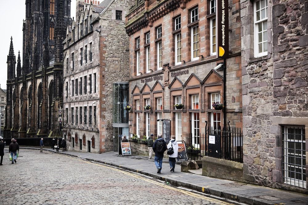 undefined Fraser Suites Edinburgh 3