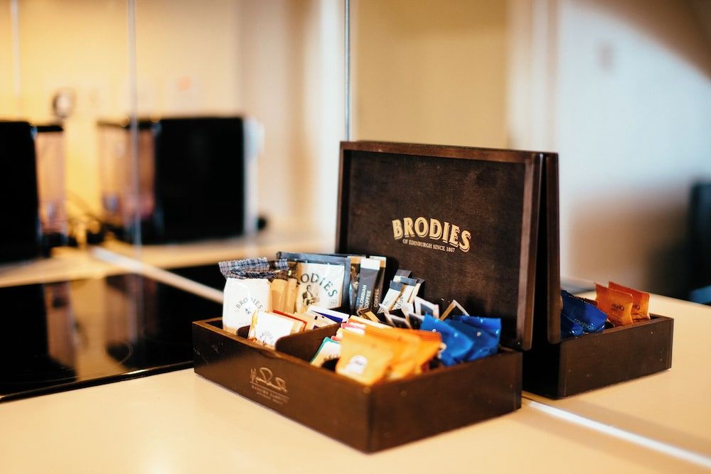 Fraser Suites Edinburgh Classic Twin Room (Deluxe) 8