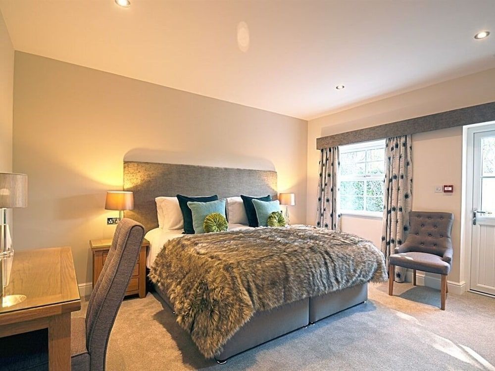 Deluxe Double or Twin Room, Ensuite ( Ingram)