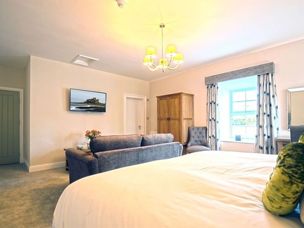 Deluxe Suite, Ensuite ( Bamburgh)