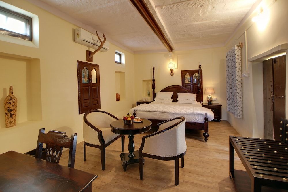 Jawai Castle Resort - A Heritage Hotel In Jawai Leopard Reserve Heritage  Suite  Room 3
