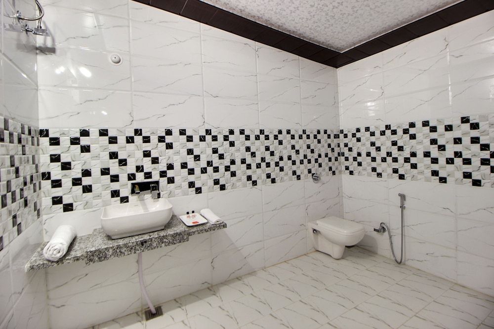 Jawai Castle Resort - A Heritage Hotel In Jawai Leopard Reserve Heritage Deluxe Room 11