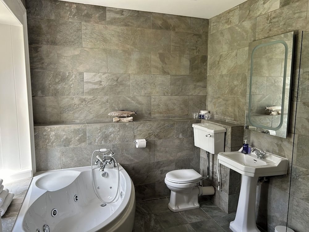 Double Room (Grouse)