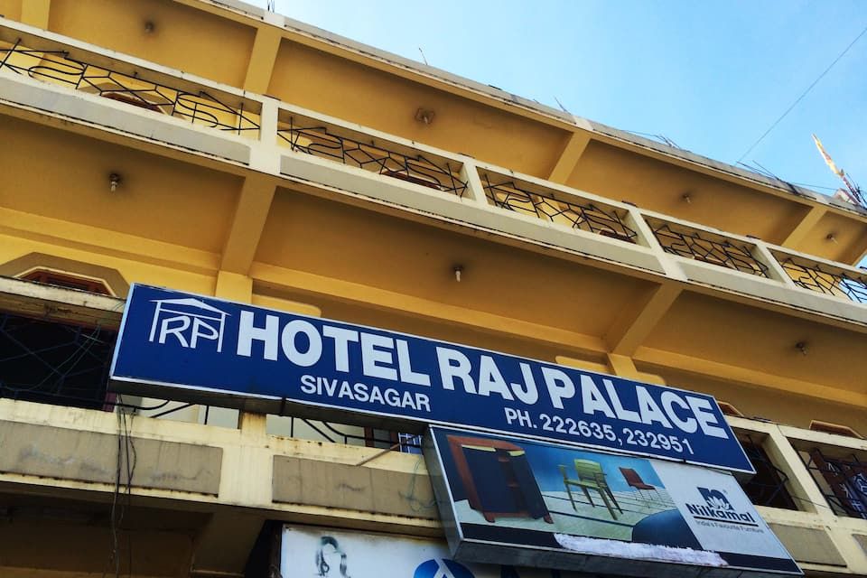 Hotel Raj Palace