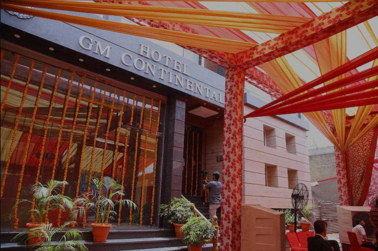 undefined Hotel GM Continental 6