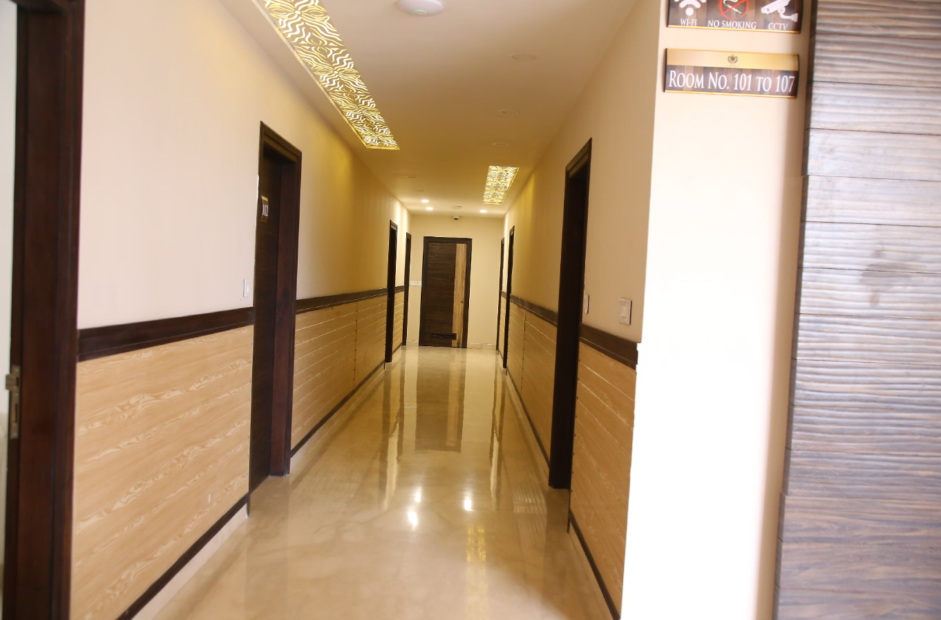 undefined Hotel GM Continental 5