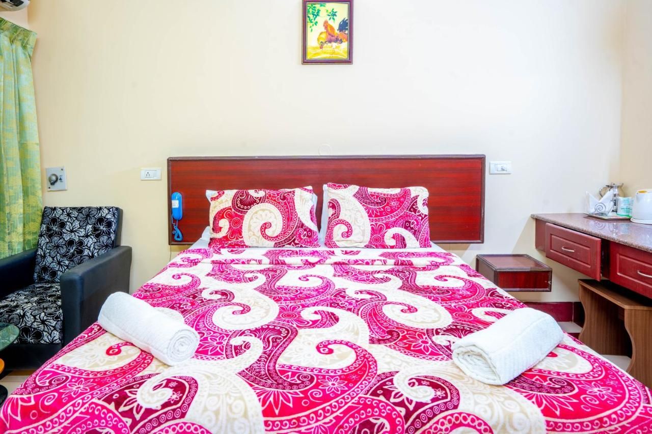 Hotel Tamilnadu - Hogenakkal Double Room AC 3