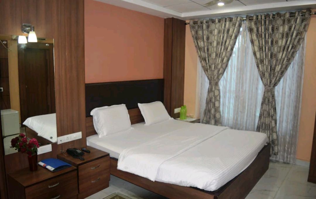 undefined Corporate Habitat 9