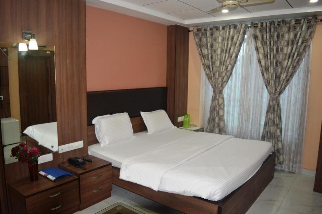 undefined Corporate Habitat 5