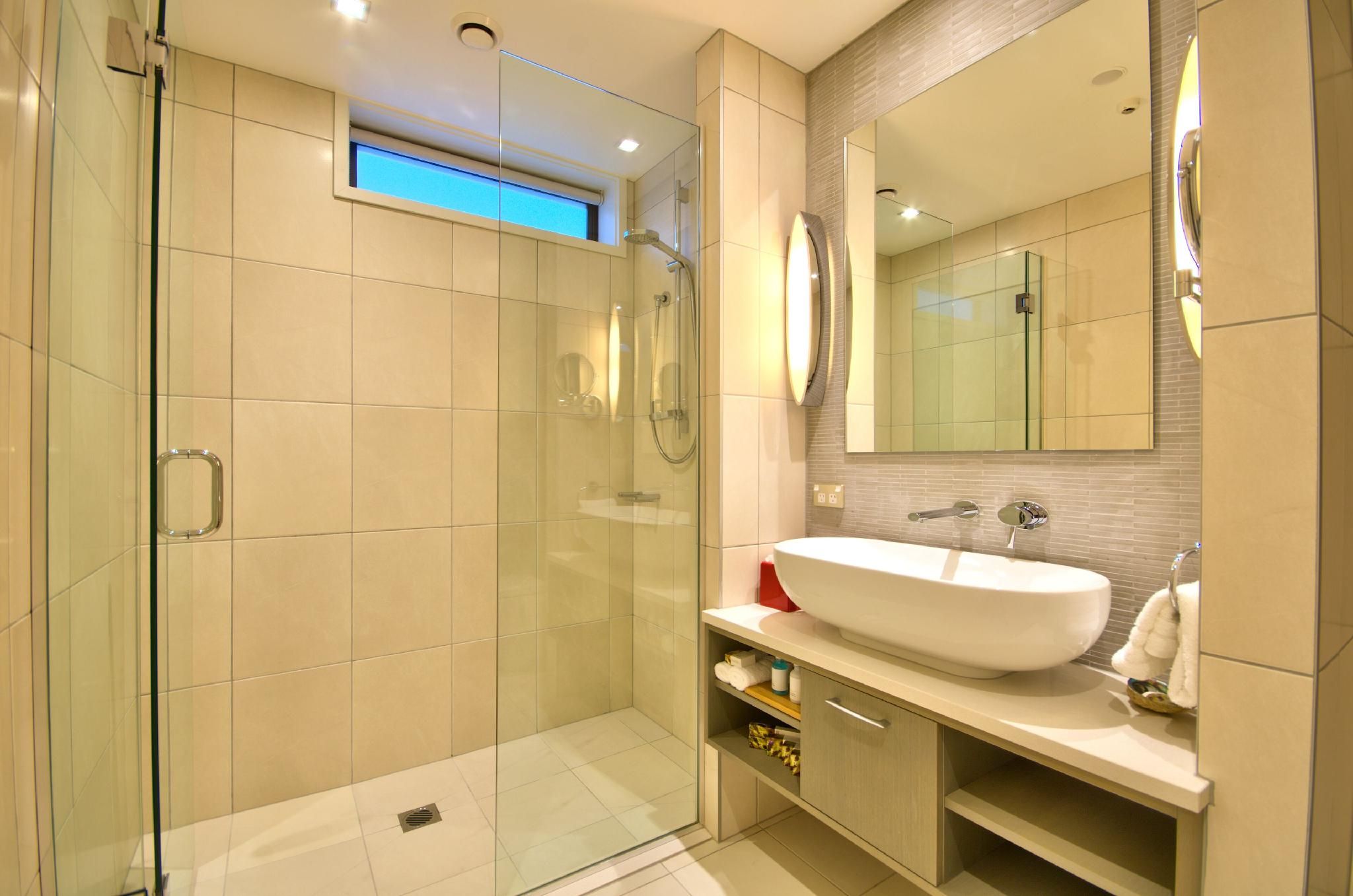Superior Three-Bedroom Apartment