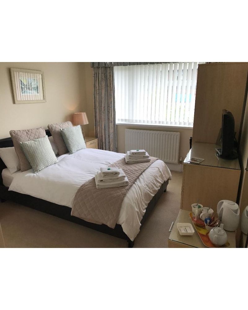 31 Queens Road Double Room, Ensuite 3