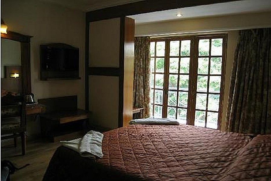 Residency Deluxe Non AC