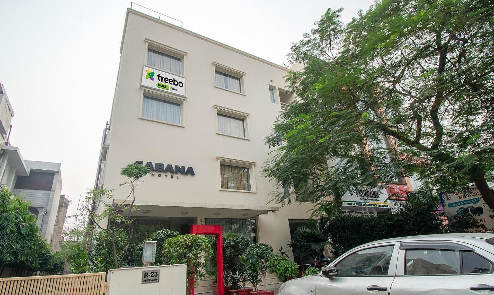 undefined FabHotel Cabana 9